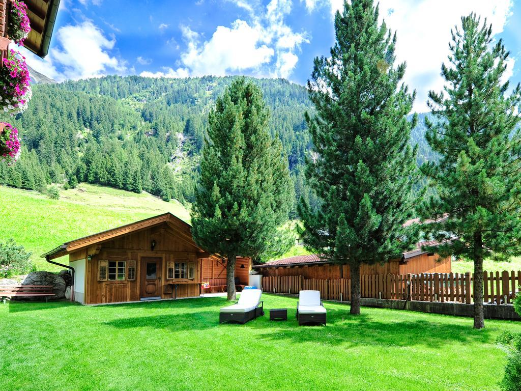 Hotel Alpenhof Pitztal St. Leonhard im Pitztal Exterior foto