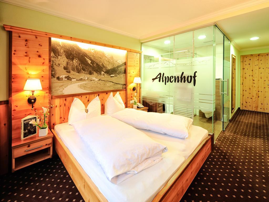 Hotel Alpenhof Pitztal St. Leonhard im Pitztal Exterior foto